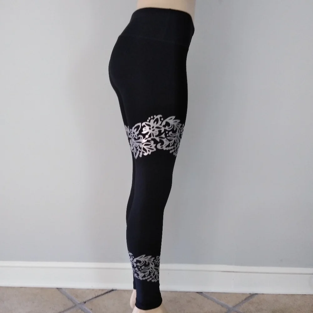 90 Degree by Reflex color contrast Design Leggings - Picture 4 of 14